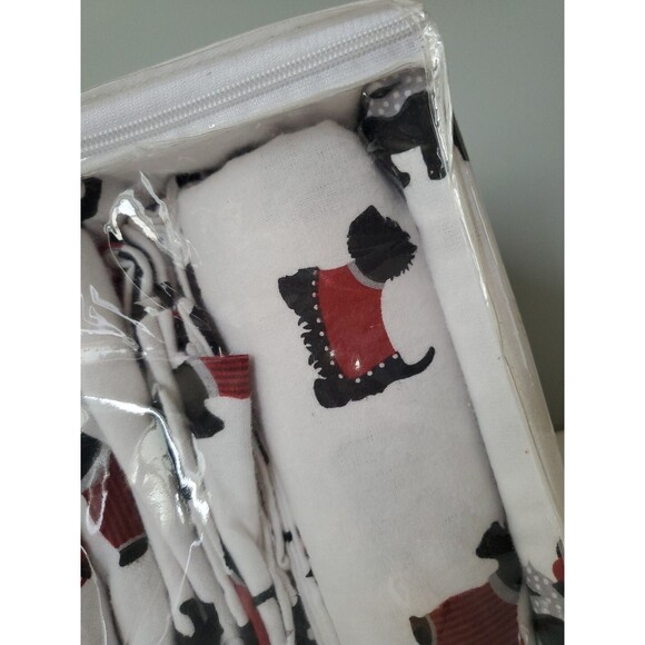 Country Curtains 100% Cotton Soft and Warm 4 PC Dog Print Full Flannel Sheet Set - Picture 2 of 8